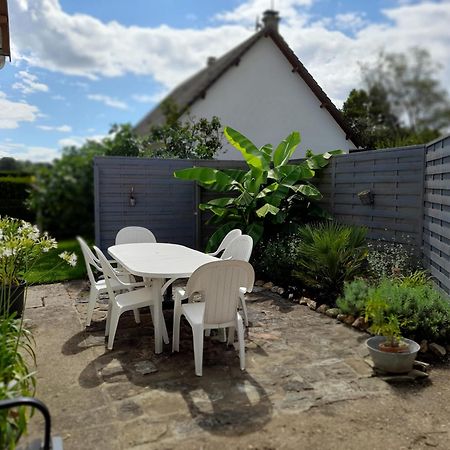 Les Abelias Bed & Breakfast Hauterive  Luaran gambar